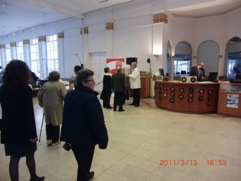 CIMG0187-im Saal-02.jpg